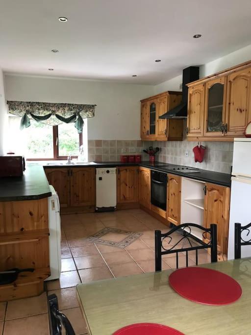 Castlegregory-Seaside 2 Bedroomed Cottage 외부 사진